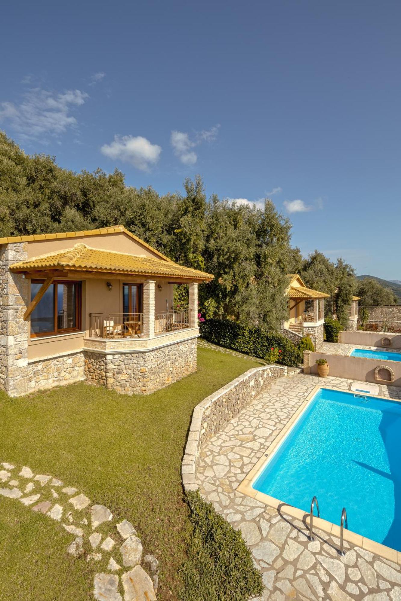 Apolis Villas & Suites Resort Parga Eksteriør bilde
