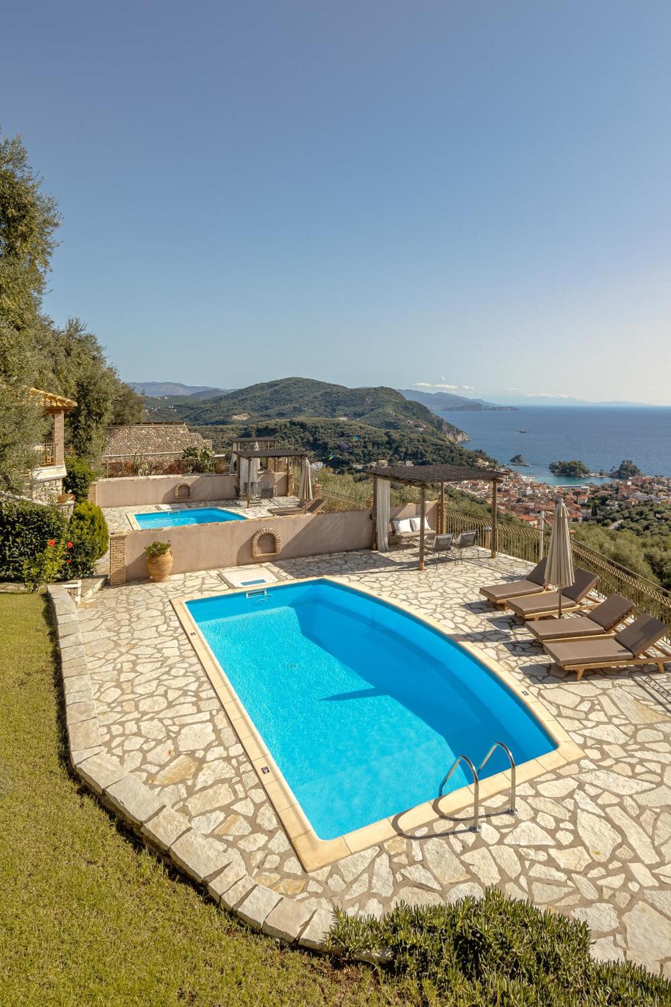 Apolis Villas & Suites Resort Parga Eksteriør bilde