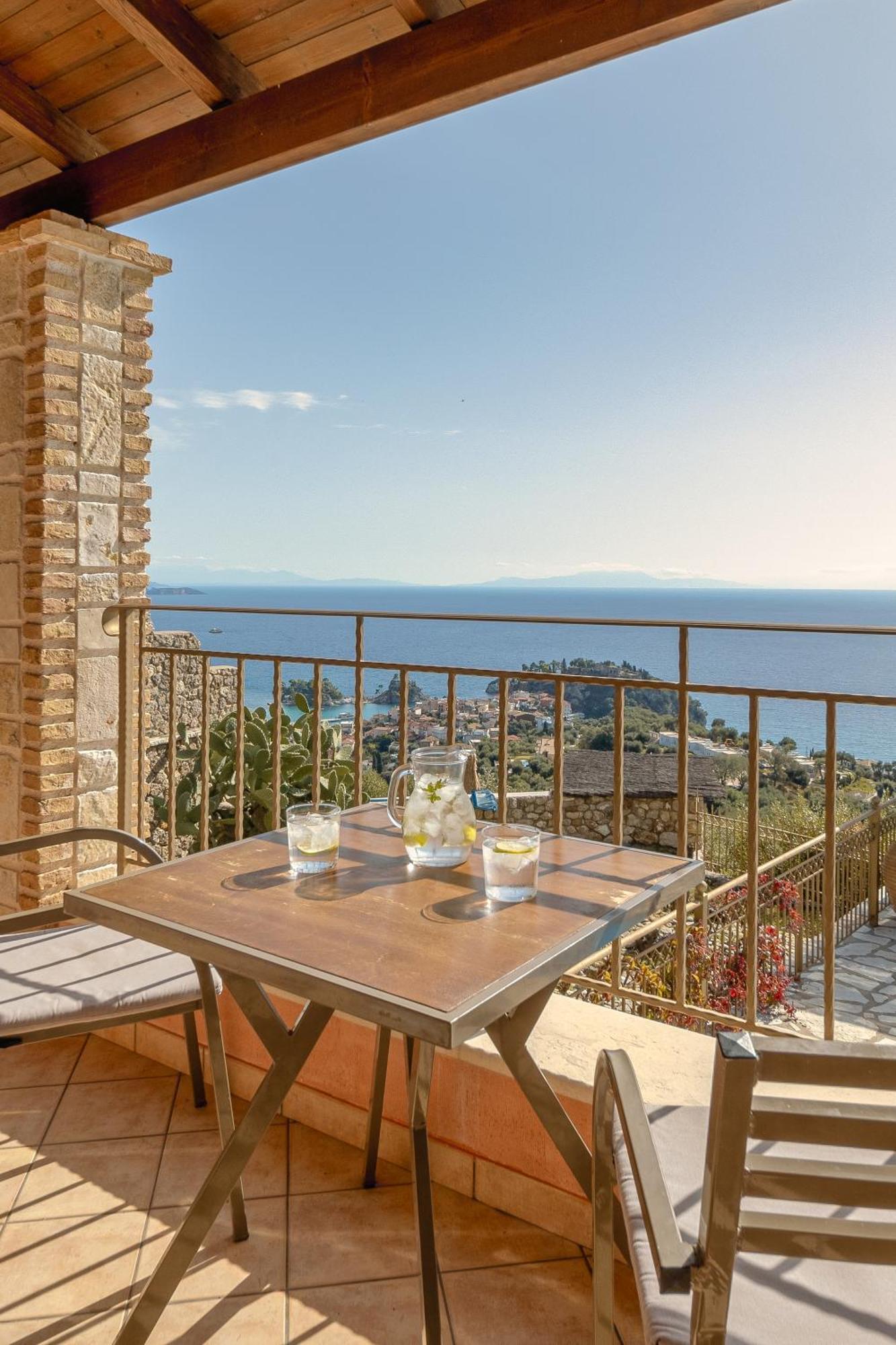 Apolis Villas & Suites Resort Parga Eksteriør bilde