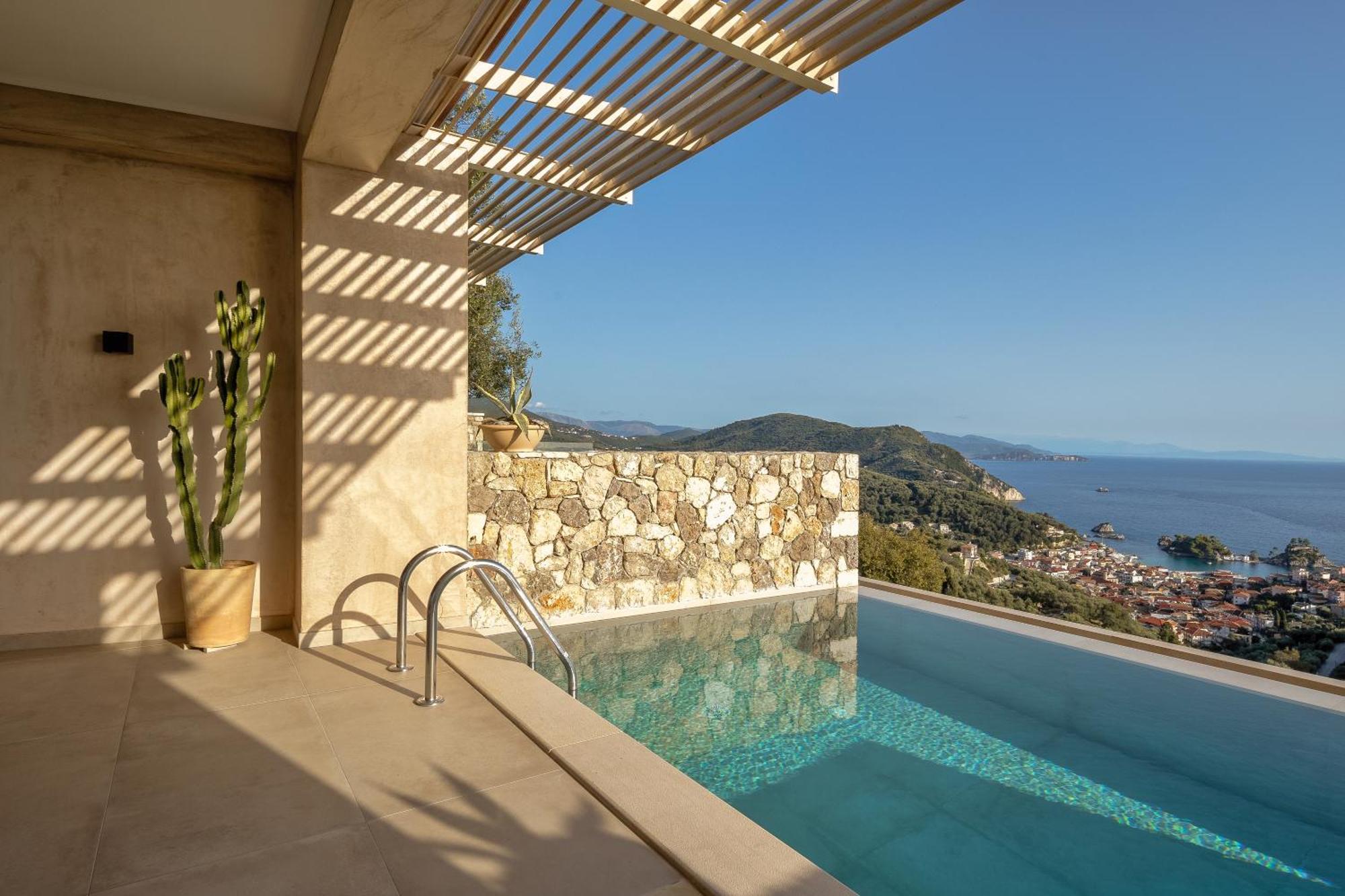 Apolis Villas & Suites Resort Parga Eksteriør bilde