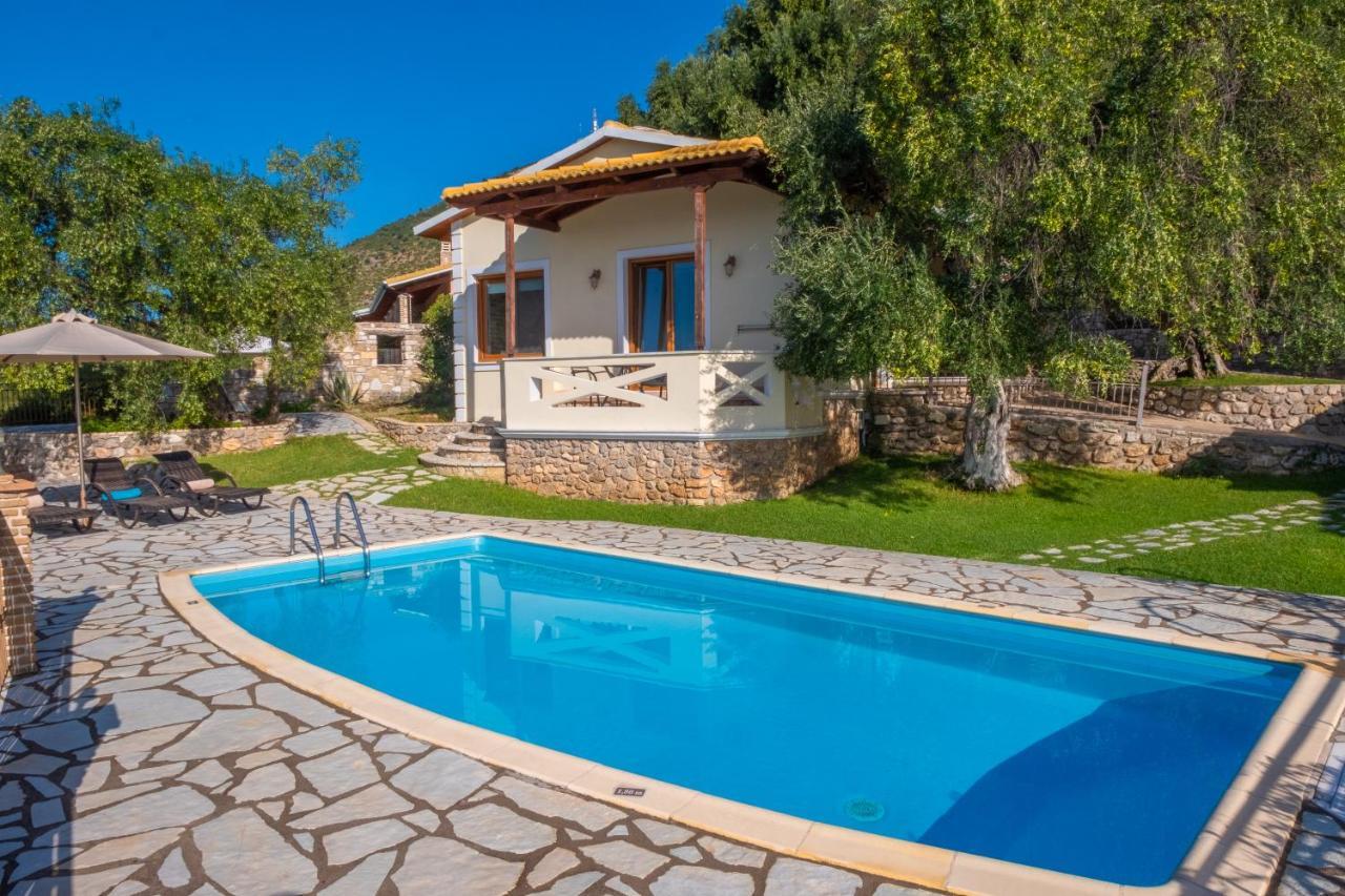 Apolis Villas & Suites Resort Parga Eksteriør bilde