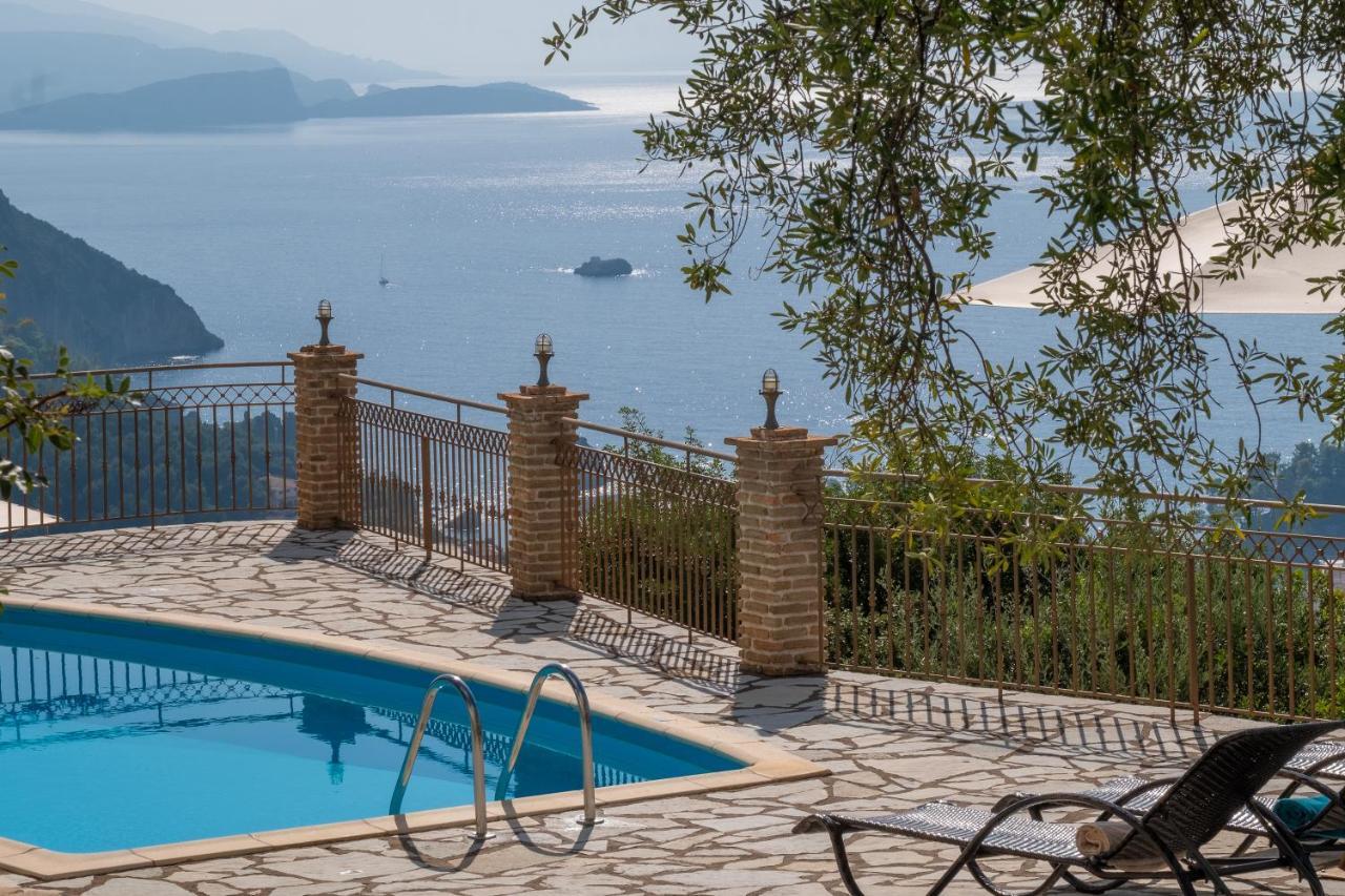 Apolis Villas & Suites Resort Parga Eksteriør bilde