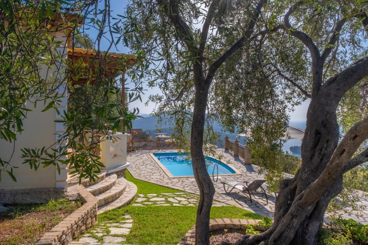 Apolis Villas & Suites Resort Parga Eksteriør bilde