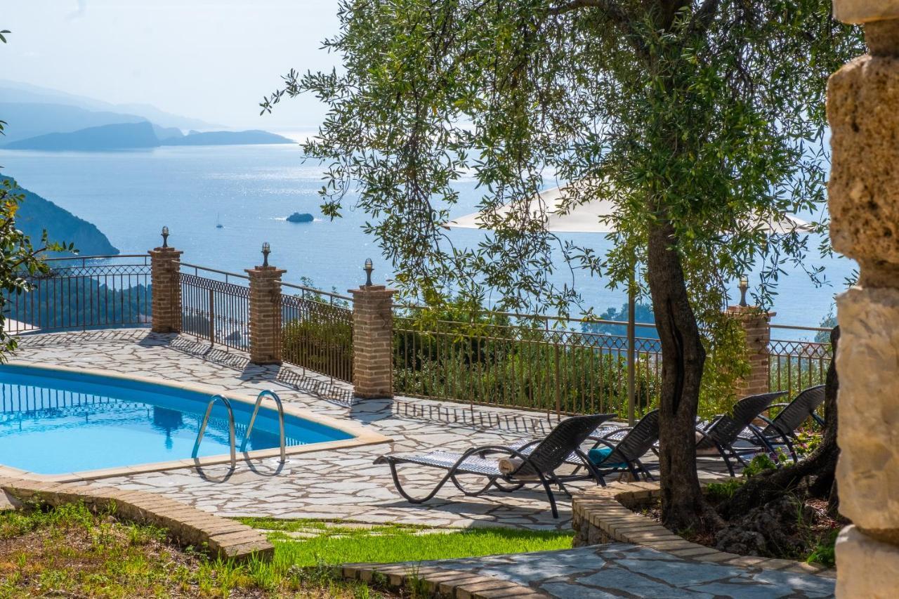 Apolis Villas & Suites Resort Parga Eksteriør bilde